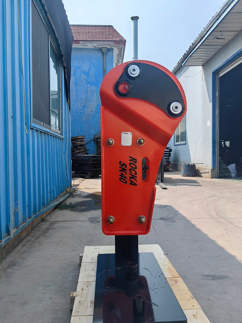 Backhoe Loader Hydraulic Breaker
